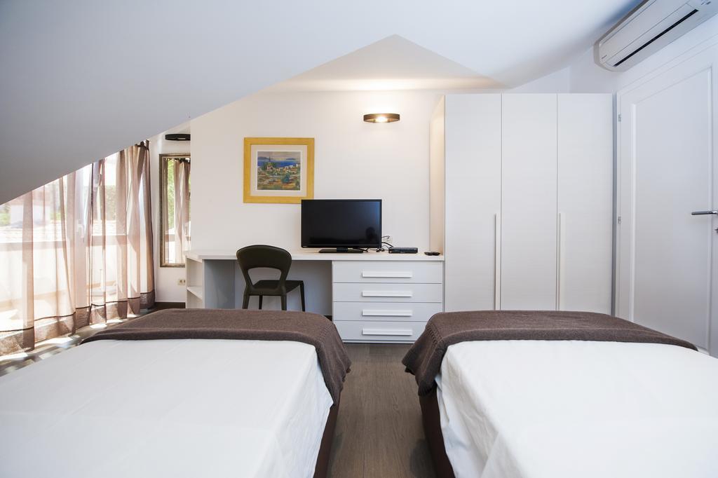 Corte Dei Merli Suite & Room Rovinj Habitación foto