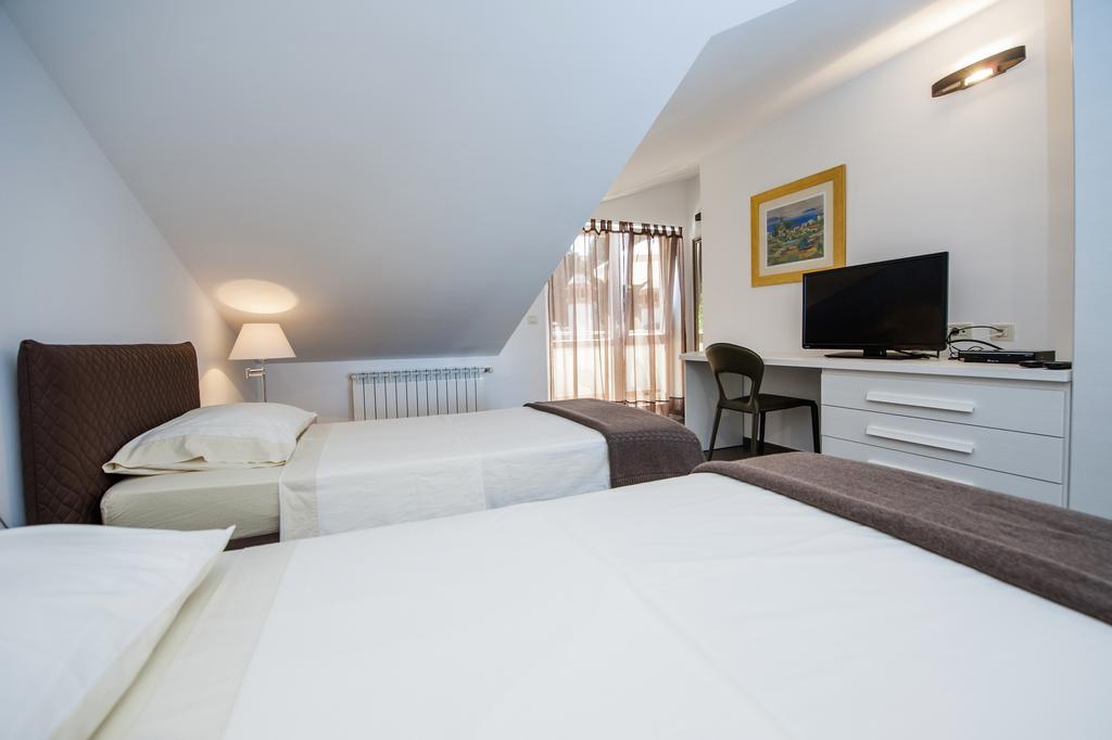 Corte Dei Merli Suite & Room Rovinj Habitación foto